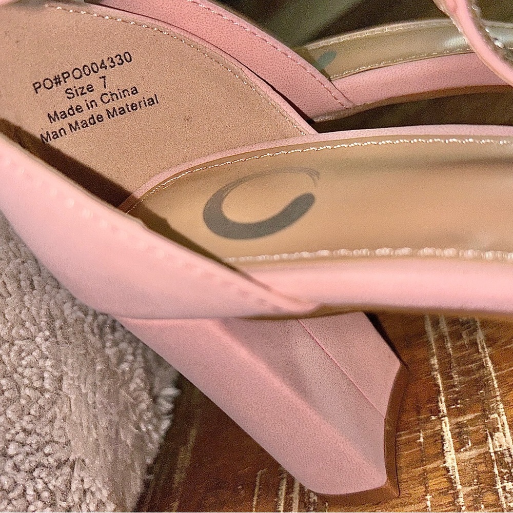 Pink High Heels - Picture 6 of 6